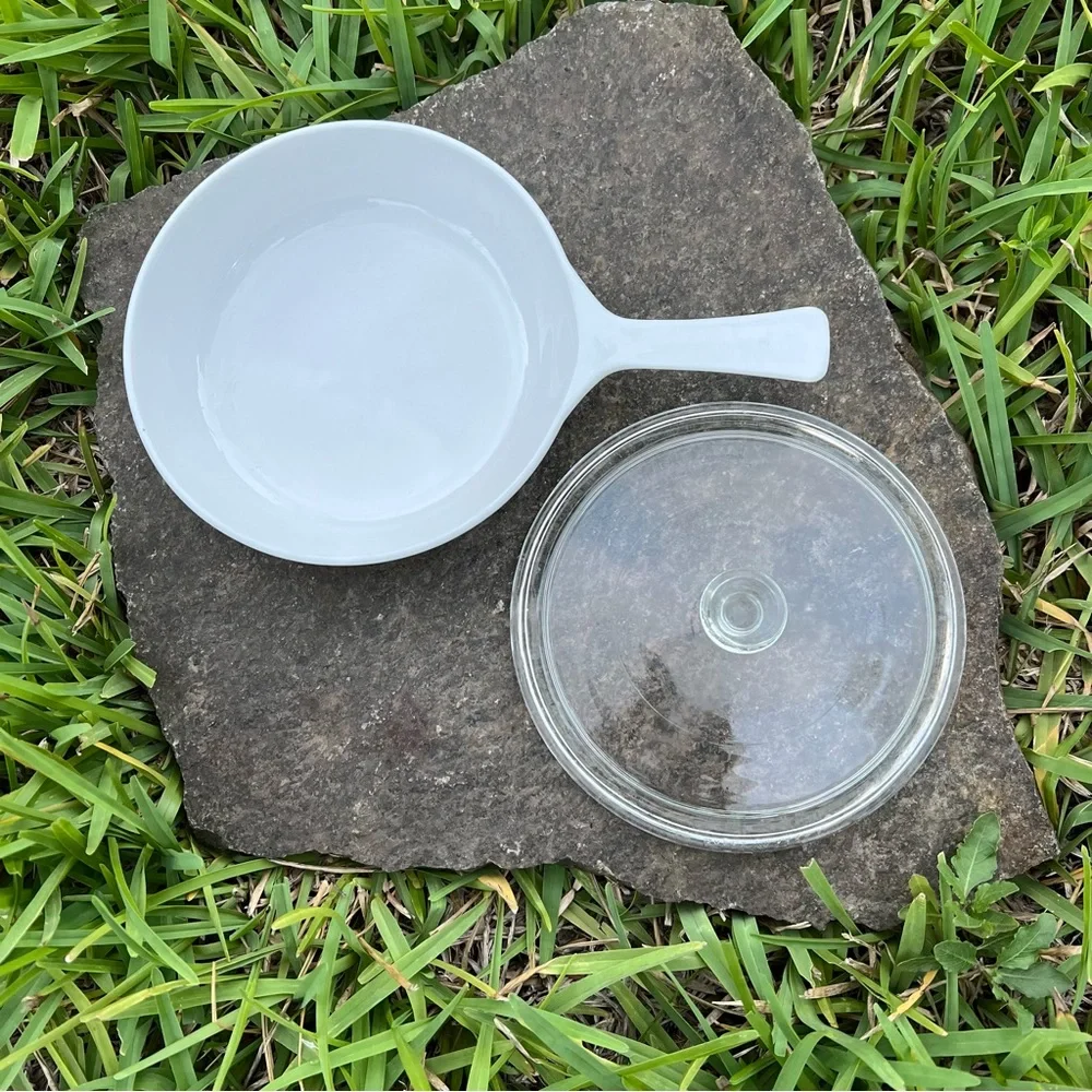 Corning Ware Vintage Spice of Life Size 6 1/2 Inch Model Number P-83-B
